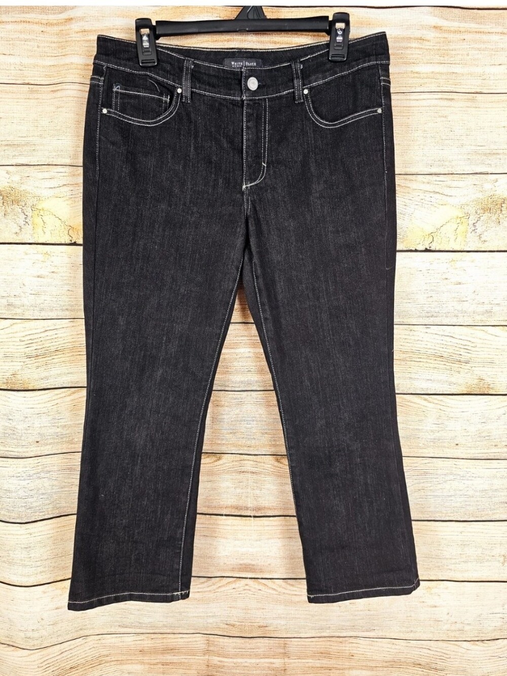 White House Black Market Blanc Cropped Flare Black Denim Capri Jeans Size 8